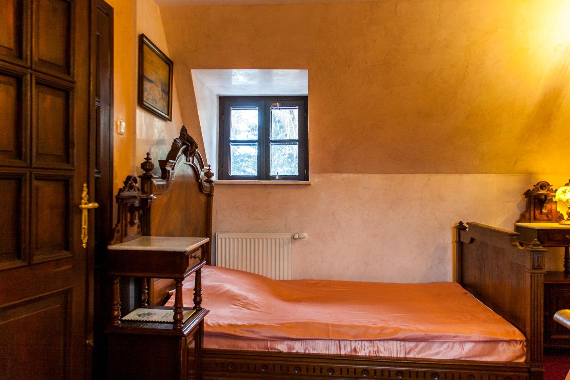 Bed and Breakfast Dwór Anna Ciecierzyn Pokój zdjęcie
